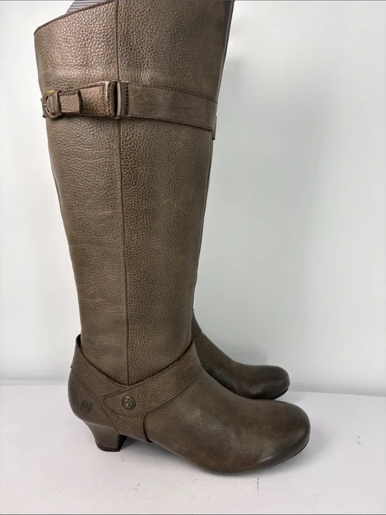 🦊 Born Brown pebbled, leather tall to-the-Knee Leather Boots