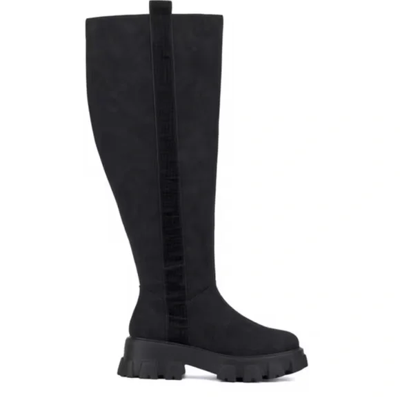 Fashion to Figure NWOT Jaime Wide Calf Knee High Boots Black Faux Croc stripe 7W