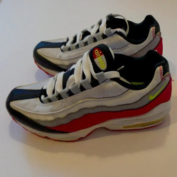 NIKE Air Max 95 Running Anthracite Volt Pink Shoes - Youth Size 6‎ - 905348 029