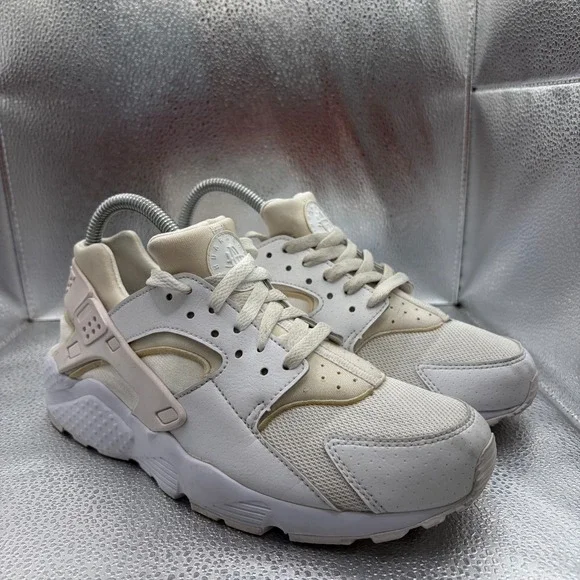 Size 7 (GS) Nike Huarache Run Low White Pure Platinum Kids Sneakers 654275-110