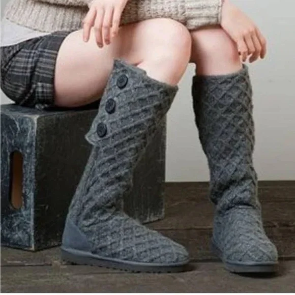 Ugg Lattice Cardy Gray Knit Sweater Boots Button Size Slip On Tall Size 6