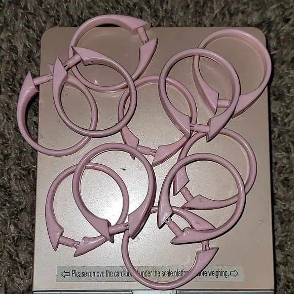 Vintage Hooks curtain 11pc light pink plastic