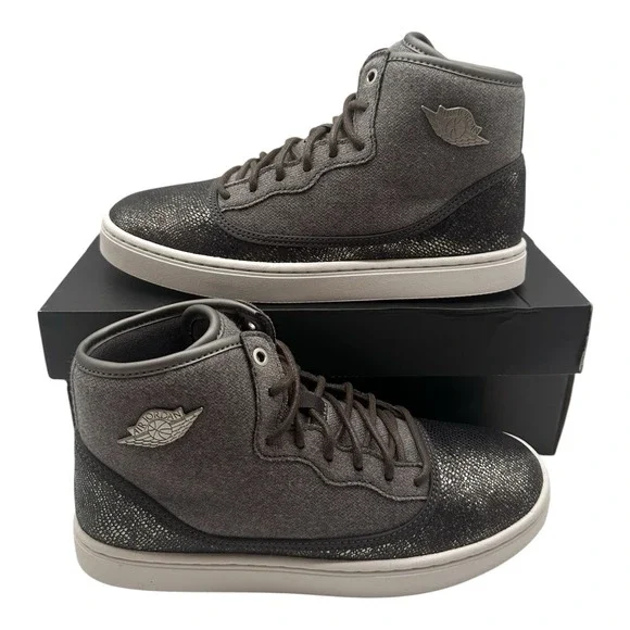 Nike Air Jordan Jasmine Premium GG Shoes YOUTH Size 6.5 Y Grey‎ Black 807711-205