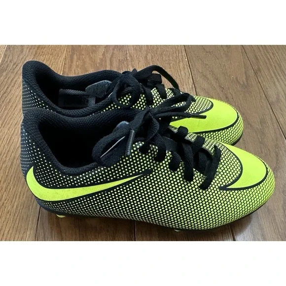 Nike Kids JR Bravata II FG‎ (844442 070) Black/Volt Soccer Cleats Youth Size 12Y