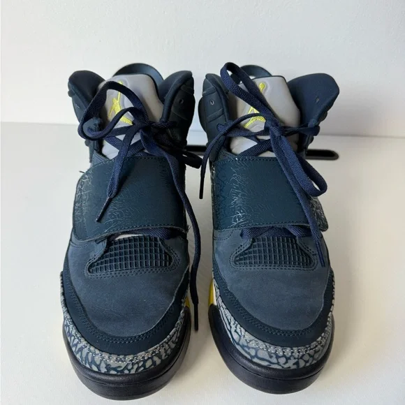 Nike Air Jordan Son of Mars Armory Navy Kids Navy Blue Sneakers‎ 7.5 y