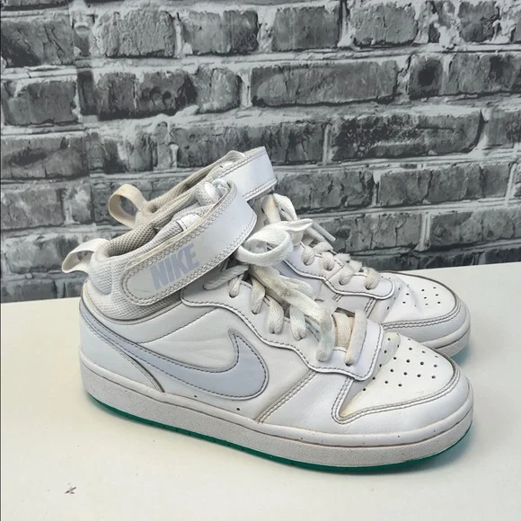 Nike White and Gray‎ High-Top Sneakers