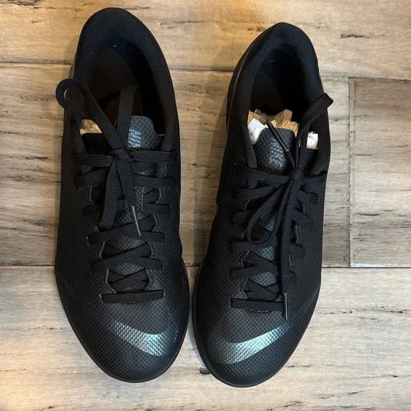 Nike Black Athletic Shoes