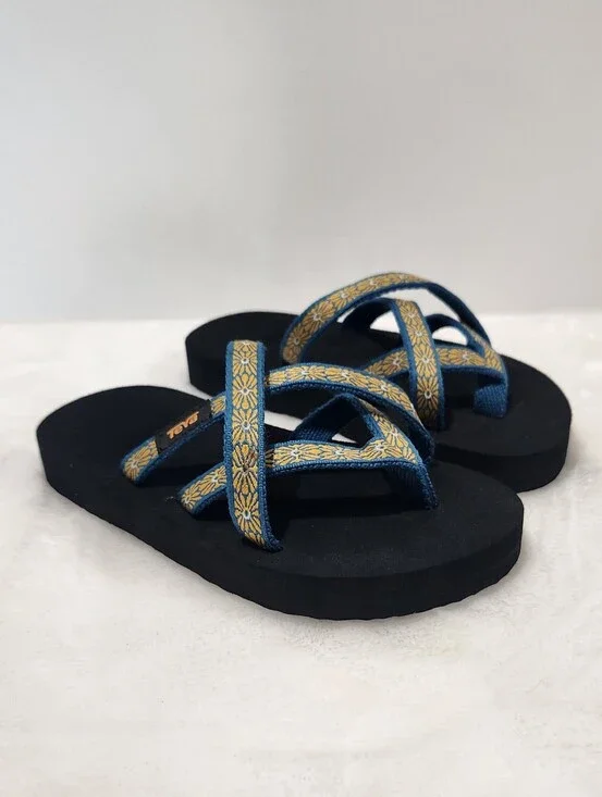 Teva Olowahu Flower Loom Blue Yellow Multi Flip Flop Sandals Girls Size 11