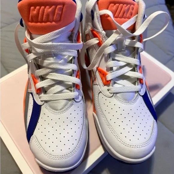 Nike