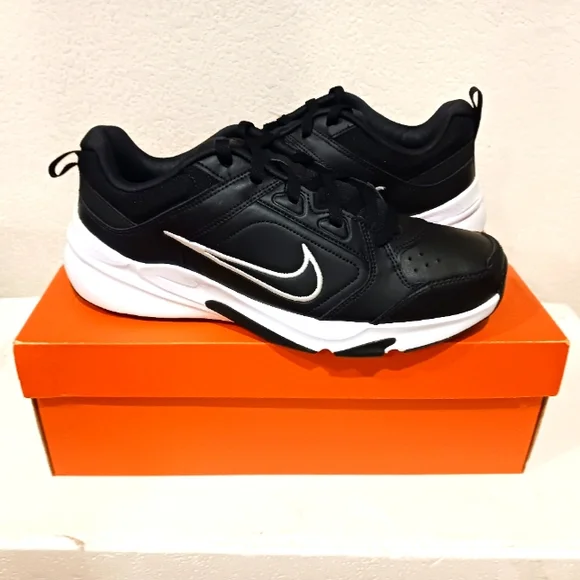 Nike