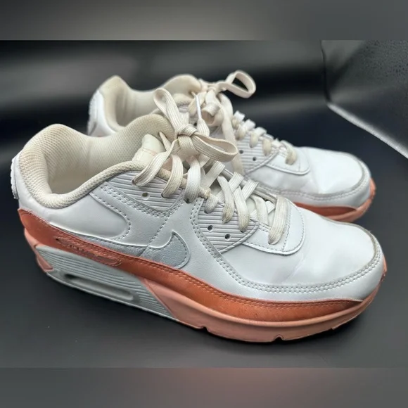 Nike Air Max 90 Sneakers Youth 7Y White Peach Coral Rainbow Logo