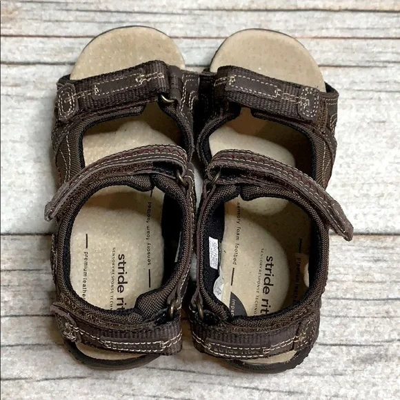 NEW STRIDE RITE boys sandals