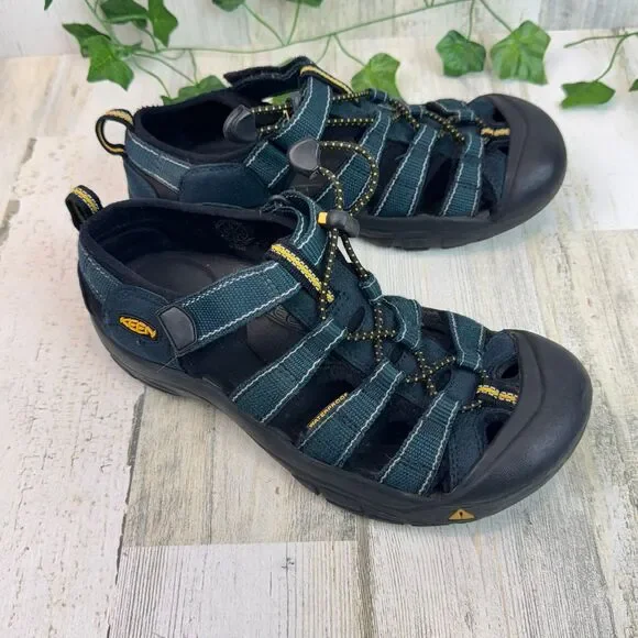 Keen Navy Blue Newport H2 Sandles Big Kid Size 5 (Youth) Outdoor