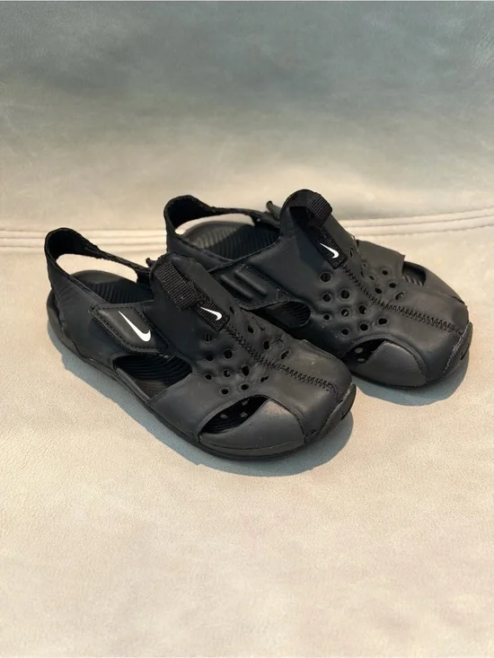 Nike Kids Sunray Protect 2 Black Water Sandal - 11C