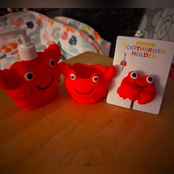 Red Crab Bathroom Set