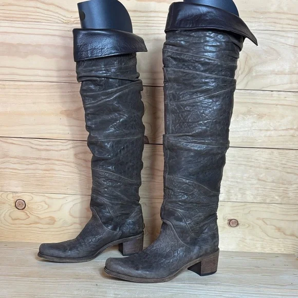 Vic Matie Women's Tall knee high Leather Brown‎ Boots