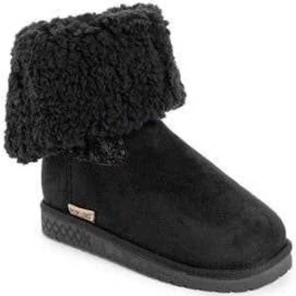 Muk Luk Sz 8 Black Fold Over Knit Boots