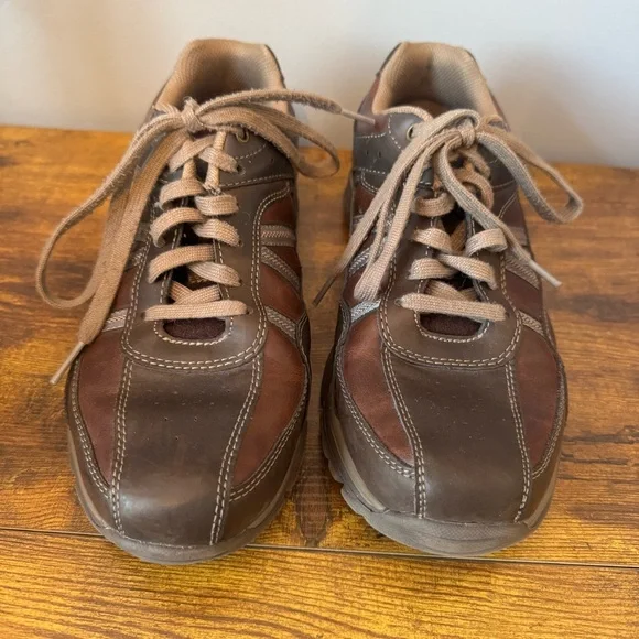 Skechers Men Relaxed Fit Leather Walking Shoes Brown Air Cooled‎ Memory Foam 8.5