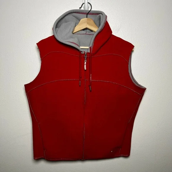 Nike Therma Fit‎ Reversible Hooded Vest Textured Red Gray Boys size large 12-14