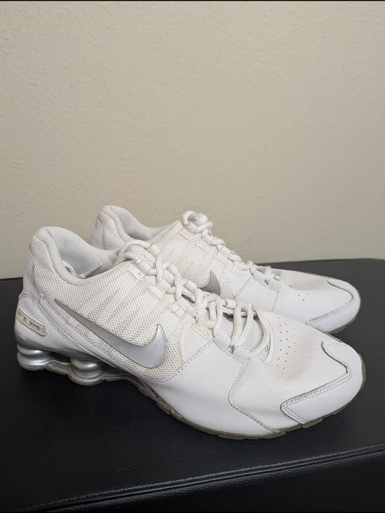 Nike Shox Avenue GS White Silver Youth Size 7Y