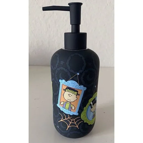 Peanuts‎ Snoopy Charlie Brown Halloween Costumes Black Soap Lotion Dispenser NEW