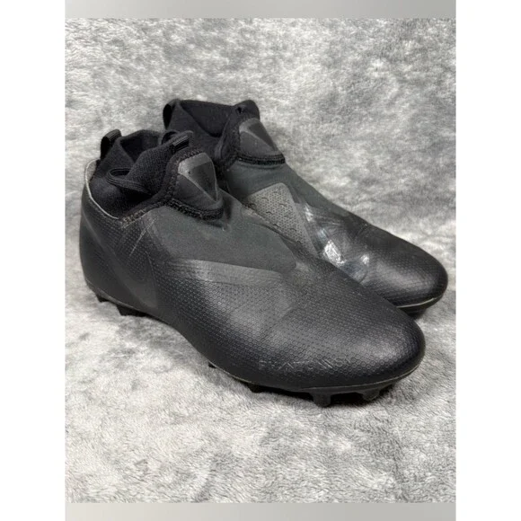 3.5Y Nike Phantom Vision Academy DF FG Soccer Cleats Mid Triple Black
