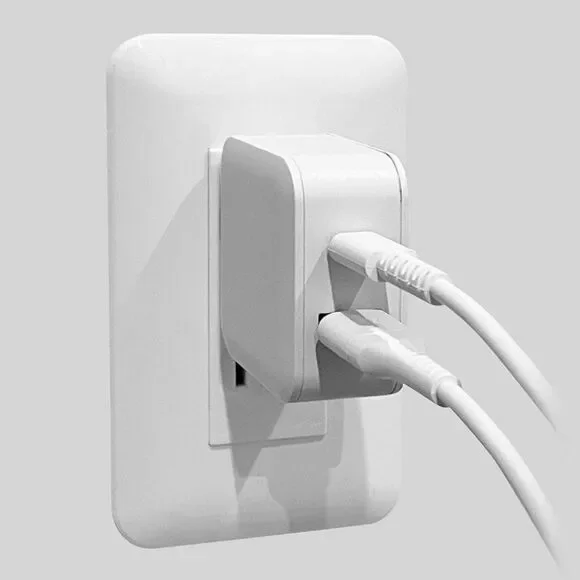 Tech & Go USB PD Wall Charger 30W, 2-Port, USB & USB-C - White