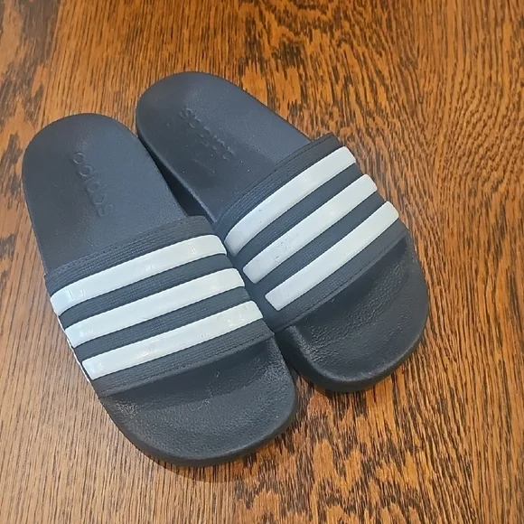 Adidas Kids Black Slides with White Stripes Size 1