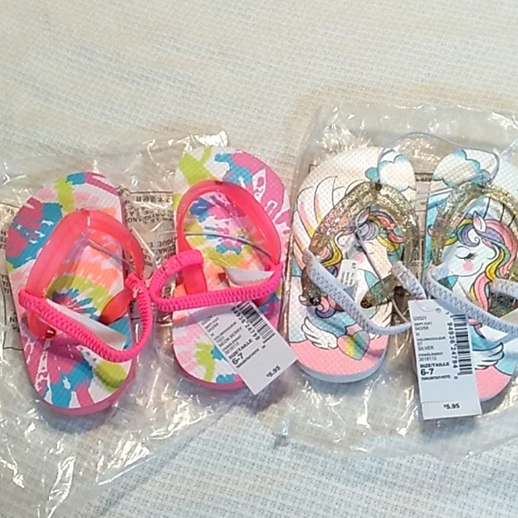 Lot of Children's place toddler flipflops