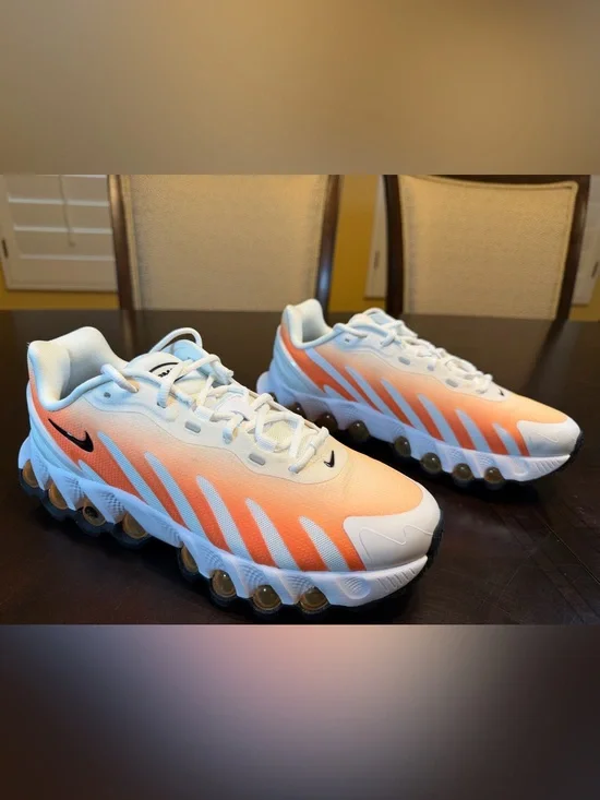 New Nike Air Max DN8 Orange White Sneaker Shoes Size US 6.5