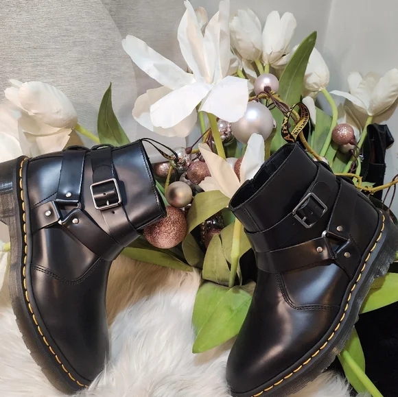 Dr Martens Jaimes Leather Harness Chelsea BootsM8/W9 new