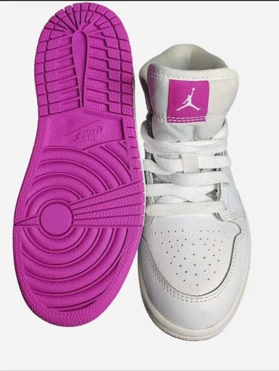 Nike White Kids Walker Sneakers with Jordan Logo