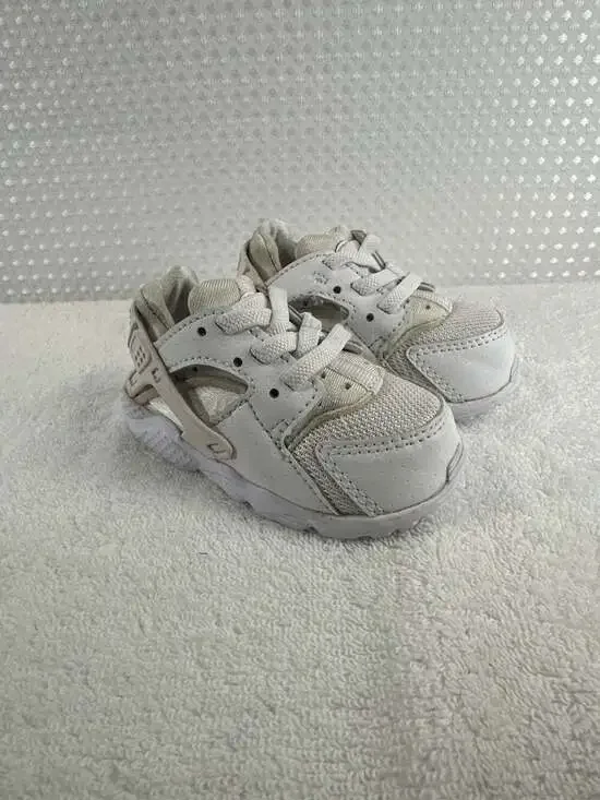 Nike Air Huarache Run (TD) Toddler White Sneakers