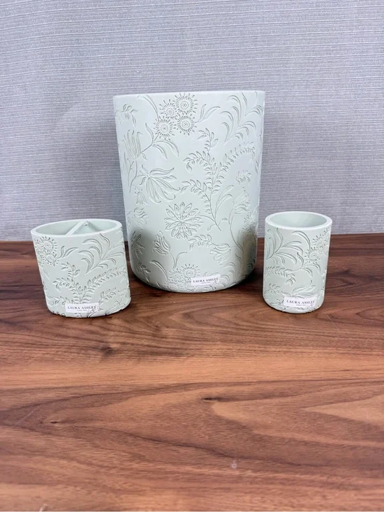 Laura Ashley Embossed Floral Bath Trio - Pale Sage