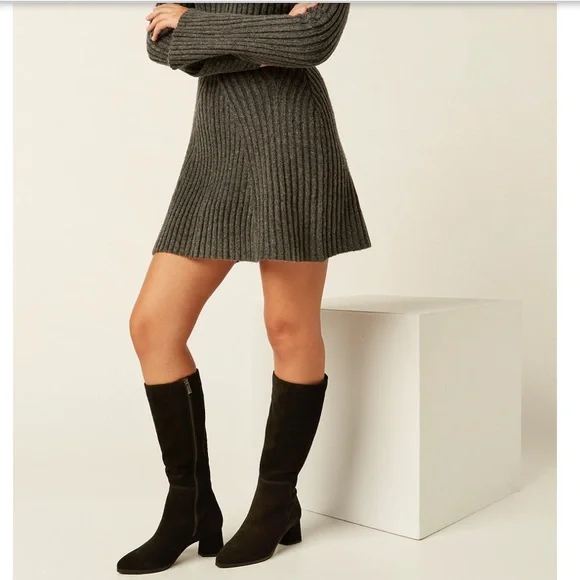 LA CANADIENNE ALEESHA SUEDE BOOT WOMEN SIZE 9.5 USD $625.00