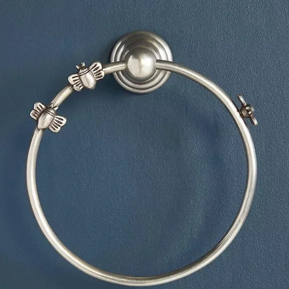 Anthropologie Hand  Towel Silver Bee Towel Ring