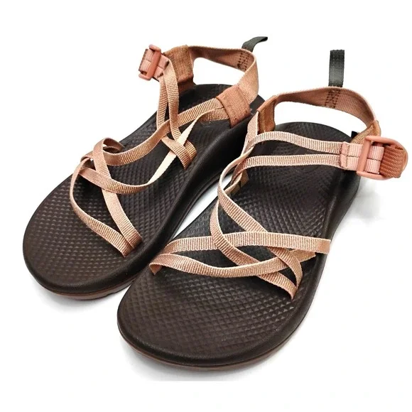 Chaco Rose Gold Shiny kids Girls Youth sandals size US 5 UK 4 EU 36 Pink