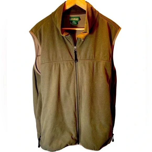 LL Bean green XL fleece polar tech vest.