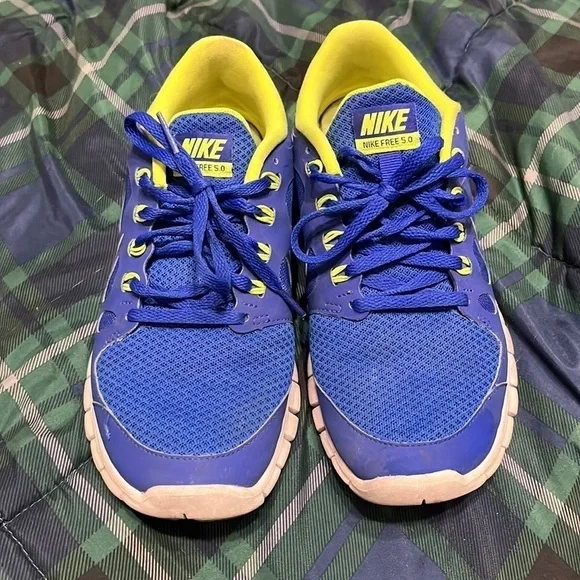 Youth Nike Free Run blue green use condition size 5.5