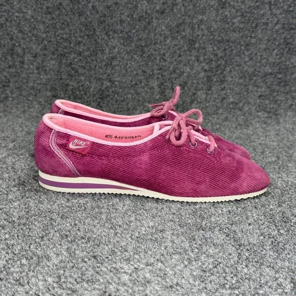 Nike Vintage Retro Sneakers Girl's Sz 6.5 Purple Corduroy Low Lace Athletic Shoe