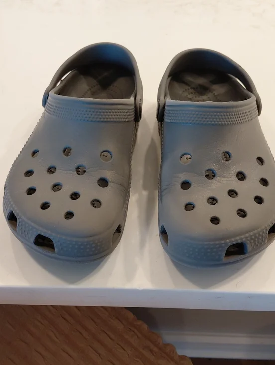 CROCS  Gray Comfort Clog