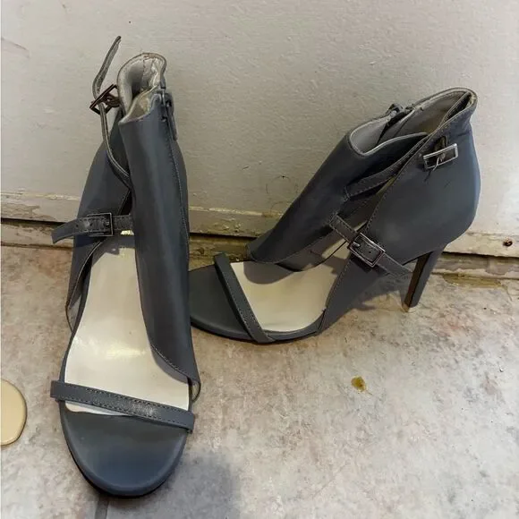 BEAUTIISOLES By Robyn Shreiber cutout shoes strappy heels dress open toe Boots