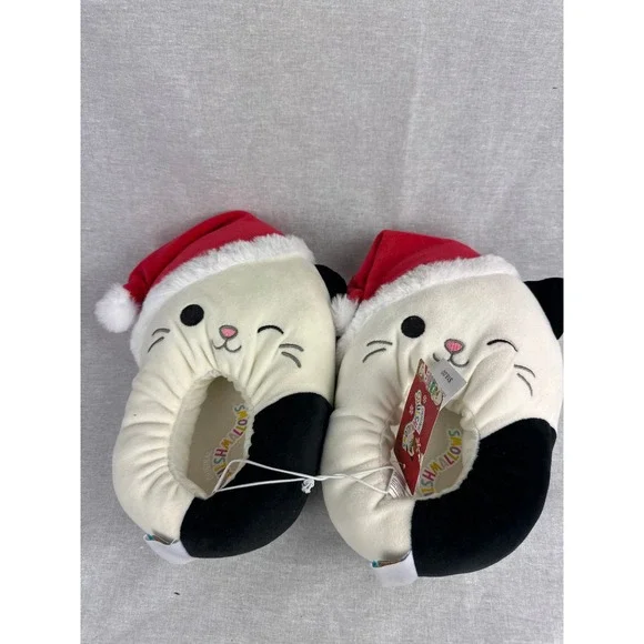 Squishmallows Santa Hat Cat Slippers Kids Size 4/5 Holiday Plush Off-White Black