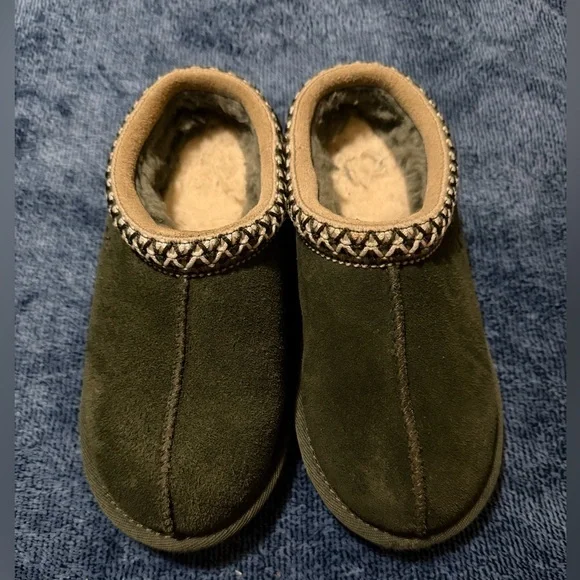 UGG Kids Green Suede Slippers