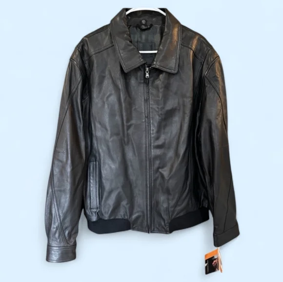 Robert Comstock Luxury Men's‎ Classic Black Leather Bomber Jacket