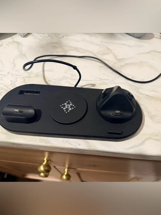 6-in-1 Wireless Charging Stand for IPhones