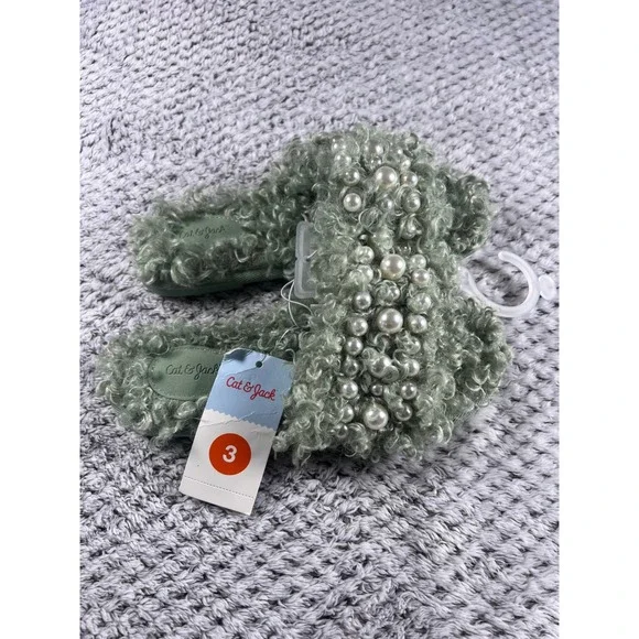 Cat Jack‎ Toddler Girls Slippers Size 3 Mint Green Faux Fur Pearl Embellished