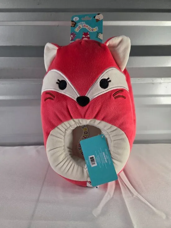 NWT Squishmallows Kids Slippers Size 6-7 Plush Character Fox
