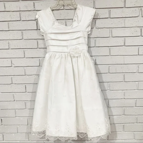 The Children’s Place‎ Girls White Dress