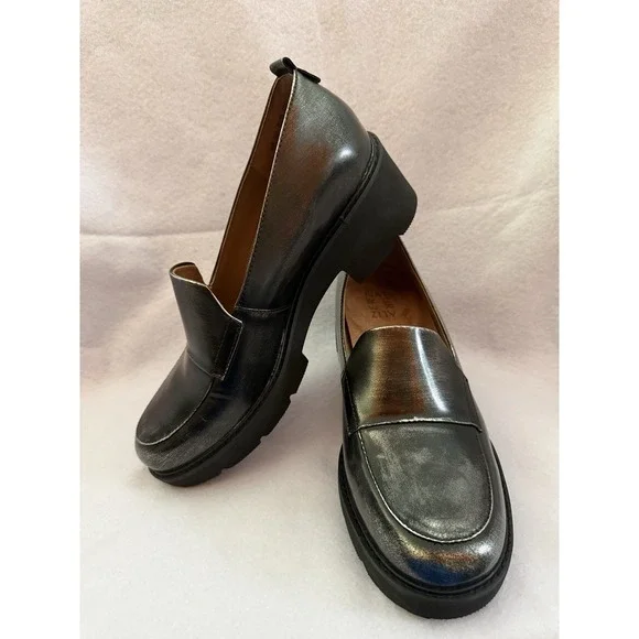NATURALIZER 8.5W Black Women Darry Metallic Lug Platform Cushion Leather Loafer